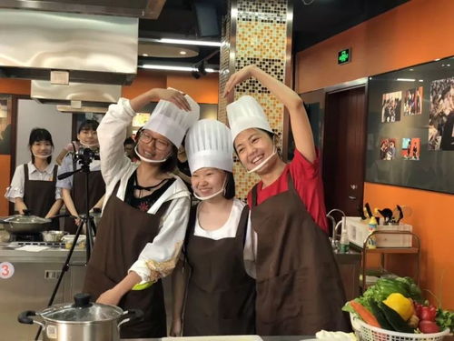 餐桌煙火里的牽掛，不只是味蕾記憶——這幫“大廚”與學(xué)長還想說說心里的話